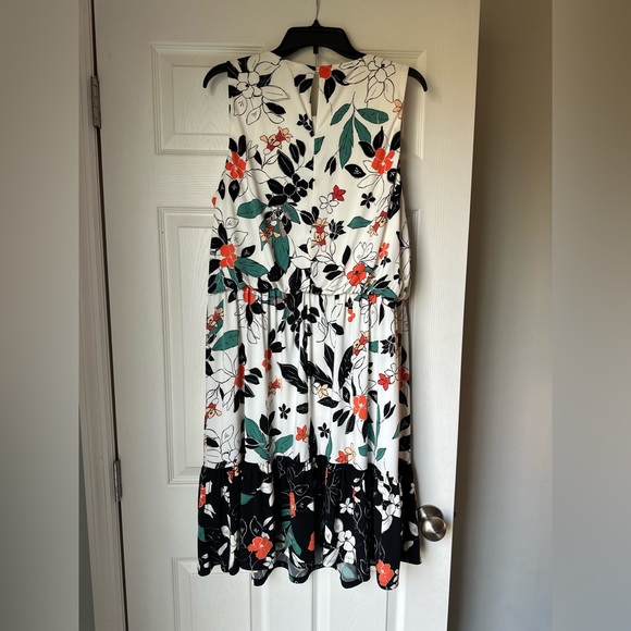 Adorne Ravi Knit Women’s Floral Print Dress, Cream and Black Combo Size 18 W NWT - Picture 3 of 5